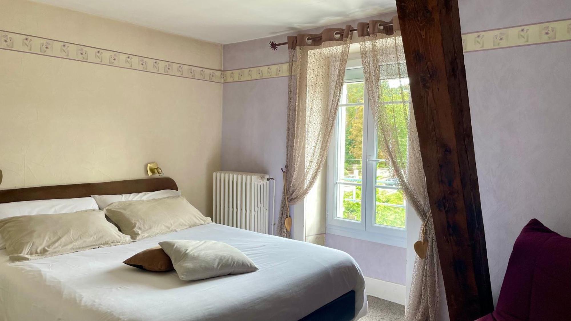 Hotel Gambetta Lons-le-Saunier Exterior photo
